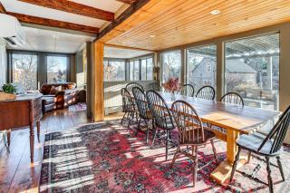 Outdoor Fireplace and Pool Table Tamworth Home! - 2