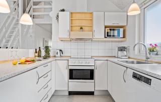 Nice Home In Frøstrup With Kitchen - Lild Strand - 5