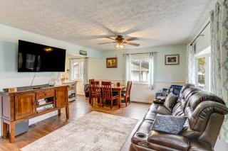 Walk to Sandusky Bay Home with Hot Tub and Fire Pit! - Sandusky - 9