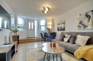 Southsea Getaway Apartment with Pool table and Hot tub - Portsmouth - 6
