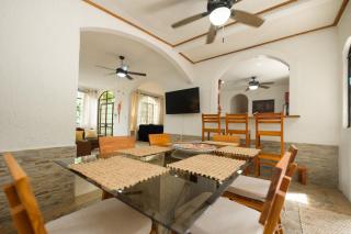 Jungle & Beach Retreat Villa Tranquilo - 1