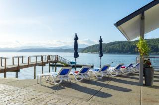 Walls of Glass Hood Canal Vacation Rental - Union - 9