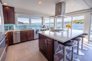 Walls of Glass Hood Canal Vacation Rental - Union - 7