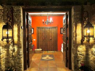 FAMILIAR y UNICA VILLA EN GAUCIN - 9