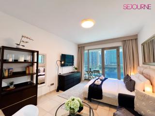 #96AT Luxurious Studio Apartment with Stunning Views - Dubai - 6