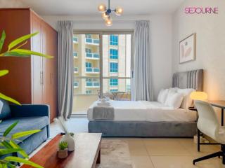 LS10-Well Designed Studio In Lake Side Tower A - Dubai - 6