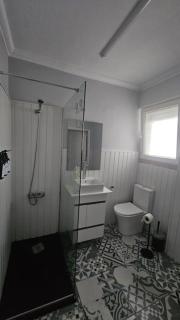 SÓLO HABITACIÓN GRANDE CON BALCOn - Lisbon - 7