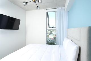 Teal at 12, City Views and Wonderland Vibes! - 6