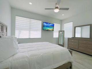Luxury 4Bd Home Near Disney with Pool -1653 - Davenport - 8
