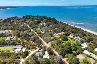 Sunbather - Merricks Beach - 4