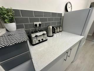 Lodge Causeway 4 bedroom house - Bristol - 4