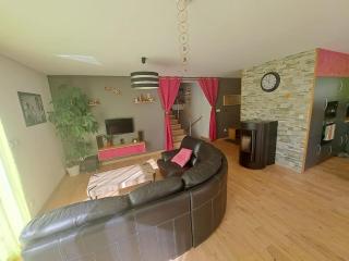 Maison Familiale Spacieuse 7 pax - Seyne - 9