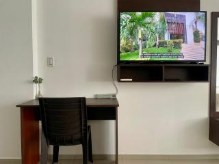 Cálido Apartamento en Zona Exclusiva - Santa Cruz de la Sierra - 2