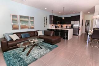 Serenity 3 Bed 3 Bath Townhome With Pool, Private Balcony, Clubhouse, Communal Pool, Conservation View, Disney 15 Mins By Orlando Holiday Rental, - 1