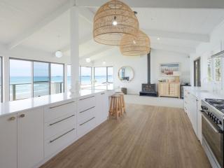 Two Two Two - Port Fairy - 5