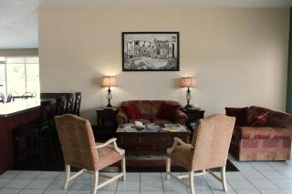 Boarders Inn and Suites by Cobblestone Lamar Missouri - Lamar - 9