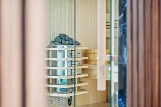 Love Room - Suite avec jacuzzi et sauna privatif - Corbeil-Essonnes - 1