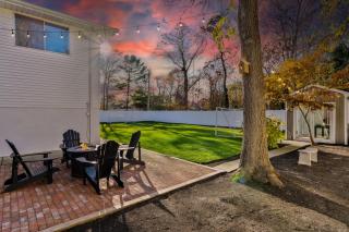 WALK to the Beach and FirePit, Bikes - Modern House - Yarmouth - 1