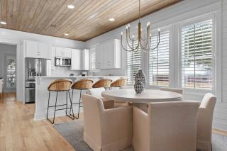 Luxe 5BDR 2 Blocks to Beach Hot Tub Balcony 30A The Reel McCoy by AvantStay - Santa Rosa Beach - 8