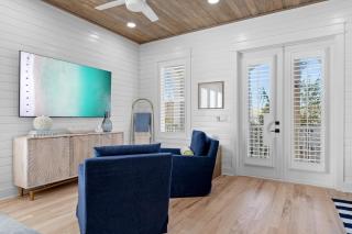 Luxe 5BDR 2 Blocks to Beach Hot Tub Balcony 30A The Reel McCoy by AvantStay - Santa Rosa Beach - 1