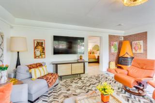 2 Mi to Dtwn Vintage-Inspired Gem in Palm Springs - 8