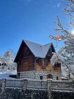 Vikendica Šumski kutak - Kremna - 0