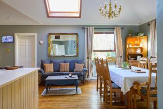 Luxurious tranquil private sleeps 8 free parking - 1