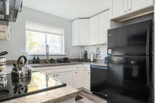 Quiet & Quaint apartment, 5 mins to airport and 15 mins to downtown - Atlanta - 1