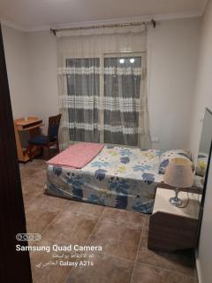 amazing 3 rooms with garden - 2