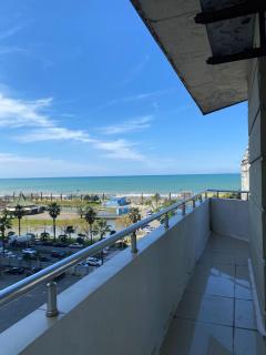 Panoramic Sea View Apartment - Batoemi - 8