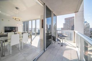 Luxury Ocean View 2BR Corner Unit at W residence - Miami - 6