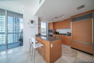 Luxury Ocean View 2BR Corner Unit at W residence - Miami - 3
