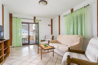 Apartments by the sea Postira, Brac - 739 - 1