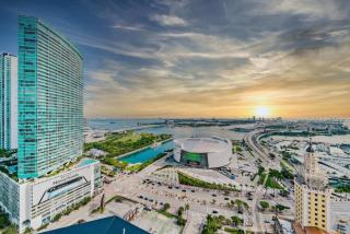Ocean View 2 BR Downtown 5 minutes from Miami Beach - Miami - 9