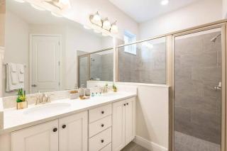 DLuxx Stunning House with Pool Movie Theater 428 - 1