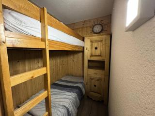 Résidence Les Melezes - Appartement spacieux · Vue dégagée sur la montagne · Balcon Ouest MAE-0404 - Champcella - 5