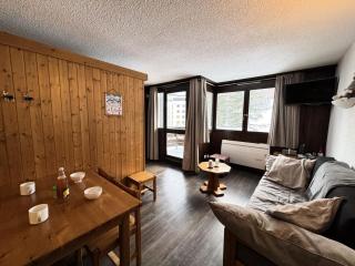 Résidence Les Melezes - Studio lumineux & rénové · Accès pistes par navette · Casier à skis privé · vue sur les pistes MAE-0704 - Champcella - 0