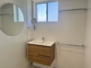 The Helm 12 unit in Little Beach with direct access to Shoal Bay Beach - Shoal Bay - 1
