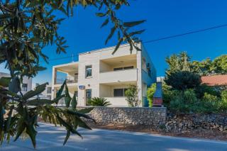 Apartments with parking spaces Vir - 18519 - Vir - 9