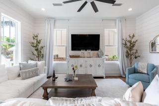 Sleeps 18 3 Min Walk to Beach Priv Pool HotTub Knot for Reel by AvantStay - Santa Rosa Beach - 5