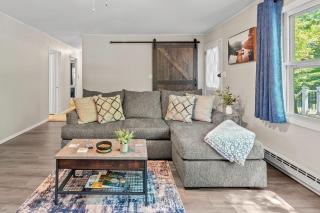 Walk to the Lake Firepit and Sunroom Tomhickon - Arrowhead Lake - 2
