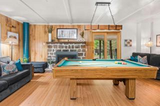 Summit Shores Tranquil Escape Designed for Groups w Fire Pit Game Room - 9