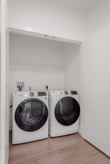 Cozysuites l Luxe 2BR in Downtown Cincinnati #2 - Cincinnati - 1