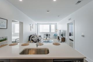 Cozysuites l Luxe 2BR in Downtown Cincinnati #2 - Cincinnati - 1