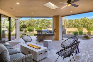 Desert Splash by AvantStay Pool Hot Tub Firepit - Scottsdale - 8