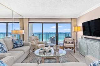 Beachfront Breeze by AvantStay Beachfront Condo - Panama City Beach - 4