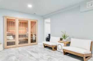 Game Farm Villa by AvantStay 10BDR Private Pond Spa Pool Family-Friendly - Catskill - 8