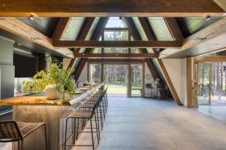 Lazy River Glamp-House by AvantStay Newly Built Luxe Indoor-Outdoor Living - La Pine - 5