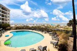 118 Seascape by AvantStay Pool Oceanfront Views - Isle of Palms - 9