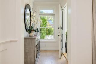 Emerald Cove by AvantStay Mins to Beach Pier - Newport Beach - 4